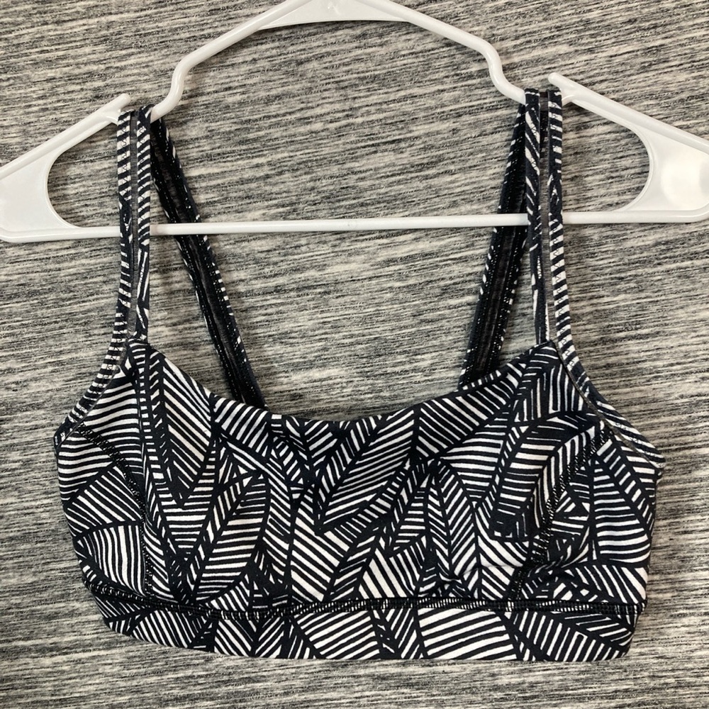 Lululemon Women’s Black Cream Bralette logo Sports Bra